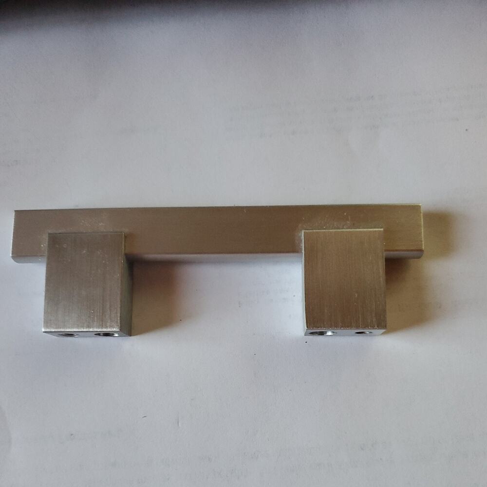 Brushed Nickel Kitchen Cabinet Handle Pulls, Handles Drawer Knobs lot of 8
